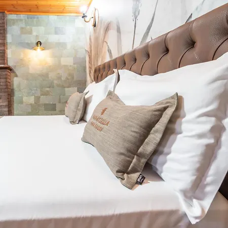 Keshtjella Xhabeqos 4* Ljaknasi