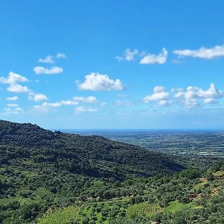 Keshtjella Xhabeqos Hotel 4*