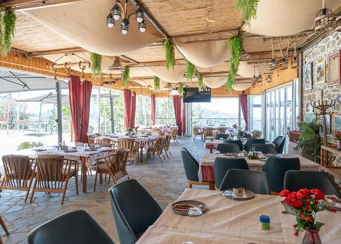 Otel Keshtjella Xhabeqos