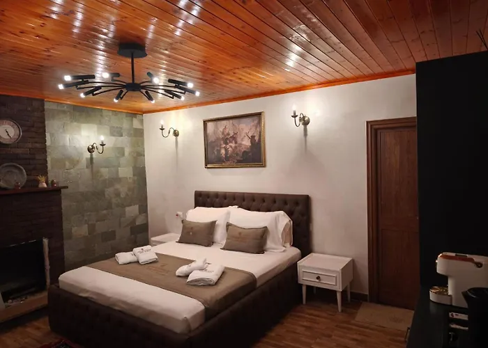 Keshtjella Xhabeqos Otel 4*