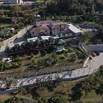 Hotel Keshtjella Xhabeqos