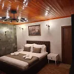 Keshtjella Xhabeqos Hotel 4*