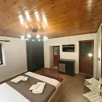 فندق Keshtjella Xhabeqos 4*