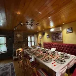 Hotel Keshtjella Xhabeqos 4*