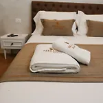 Hotel Keshtjella Xhabeqos Ljaknasi