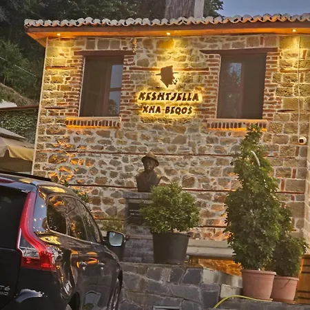 Keshtjella Xhabeqos ホテル Ljaknasi
