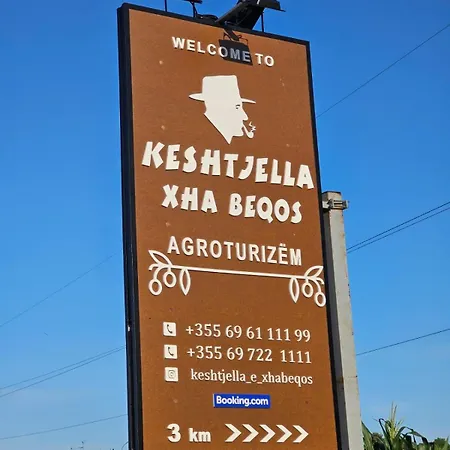 Keshtjella Xhabeqos ホテル