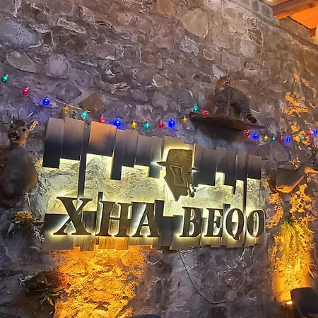 Keshtjella Xhabeqos ホテル 4*